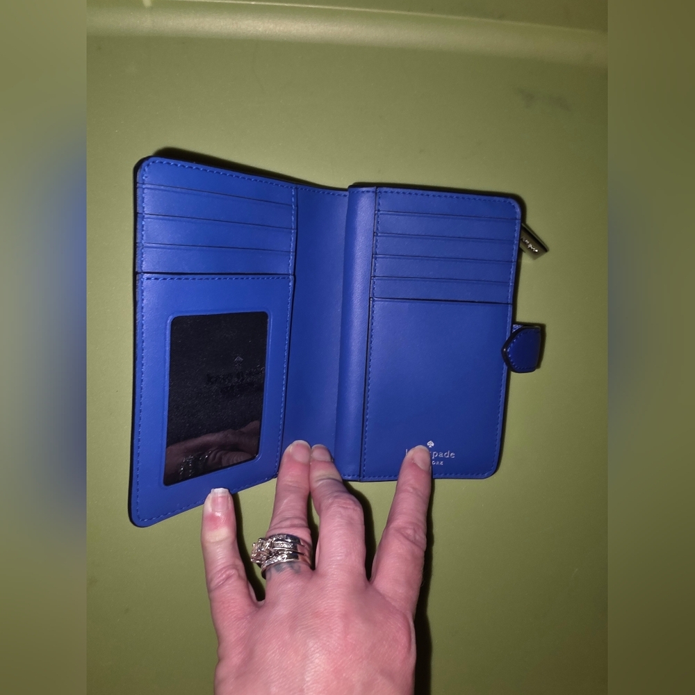 Kate Spade Wallet - Picture 7 of 13